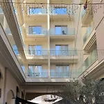 1 Bedroom Flat Near Finikoudes * Lárnaca