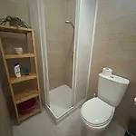 1 Bedroom Flat Near Finikoudes Apartament